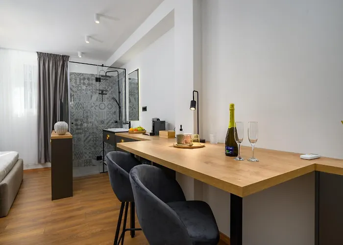 In By Old Town & Waterfront * Poreč